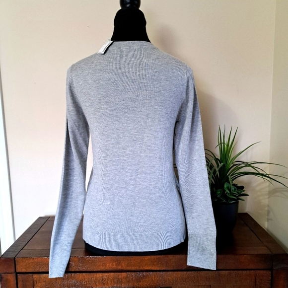 NWT Twik Grey Sweater Crewneck Long Sleeved Size Medium Knit Top Lightweight - Picture 3 of 12